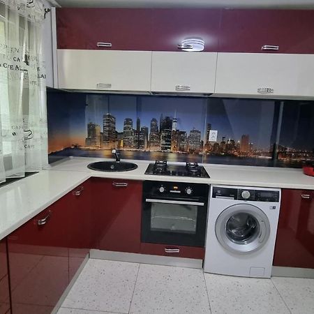 יאשי Stone Bridge Apartment מראה חיצוני תמונה